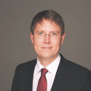 Andreas Vosskamp Headshot
