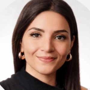 Claire Chalouhi Headshot