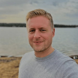 Robert Clark Headshot