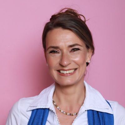 Vivienne Artz OBE